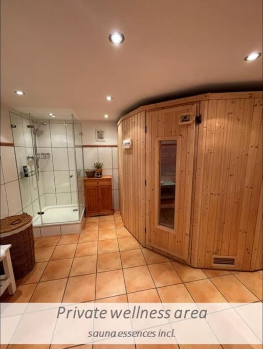 Souterrain-Apartment Mit Privater Sauna Duisburg Exterior photo